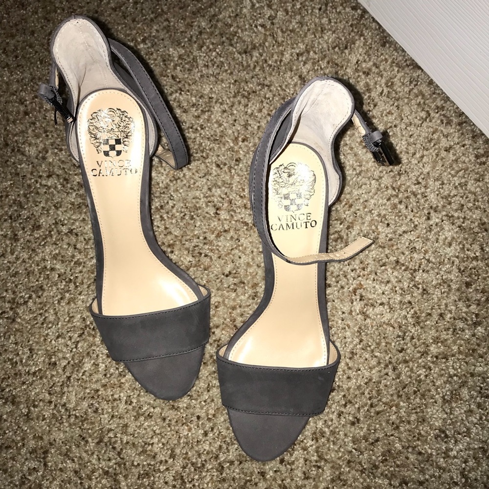 Vince Camuto Grey shoes